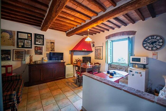 Appartamento trilocale in vendita in Strada Provinciale Scarlino Scarlino, Scarlino