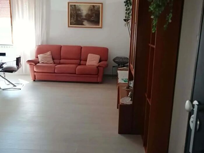 Appartamento in affitto in Via Ischia, Malnate