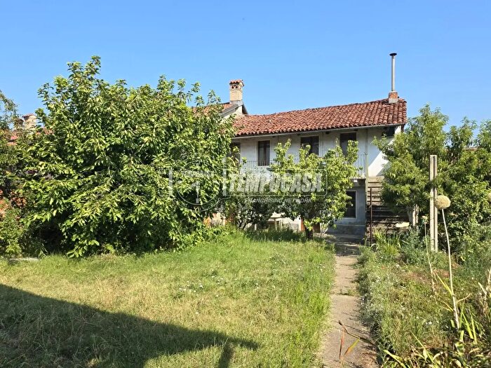 Casa con 6 locali in vendita in Via Rubinetti, Carmagnola