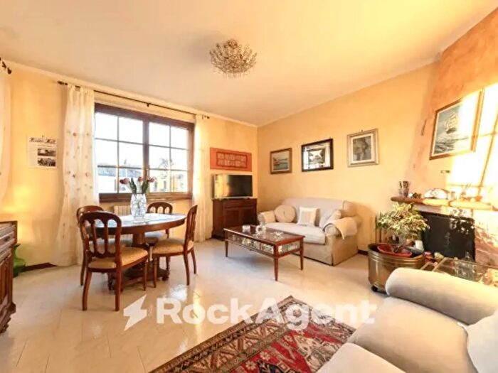 Appartamento trilocale in vendita in Via Alfredo Catalani, Settimo Milanese