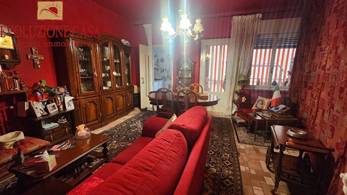 Appartamento con 7 locali in vendita in Corso Popolo, Monfalcone