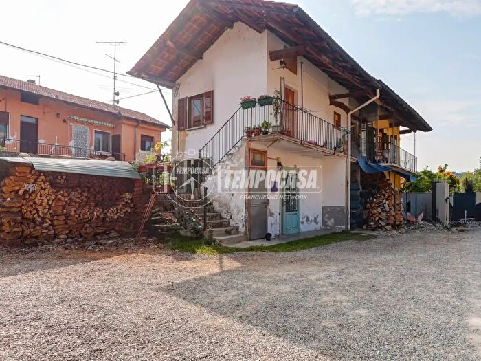 Appartamento bilocale in vendita in Piazza San Sebastiano Coarezza San Sebast, Somma Lombardo