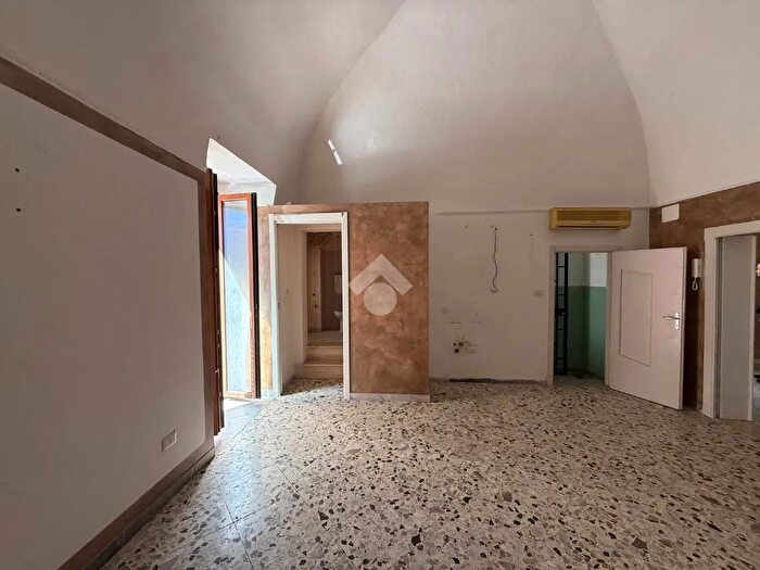 Casa con 5 locali in vendita in Santeramo In Colle