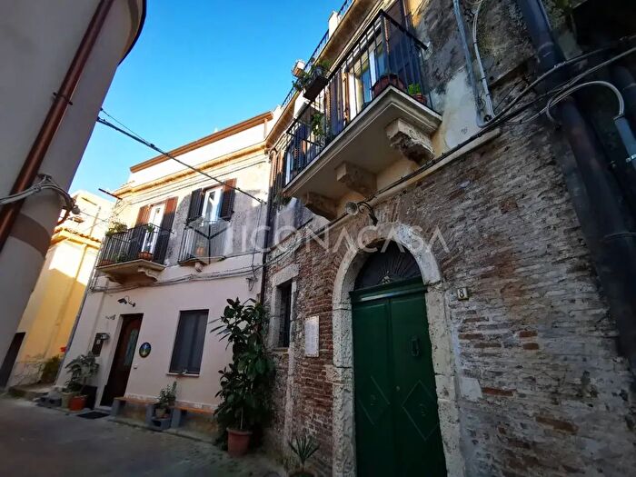 Casa con 7 locali in vendita in Via II San Giacomo SNC, Messina