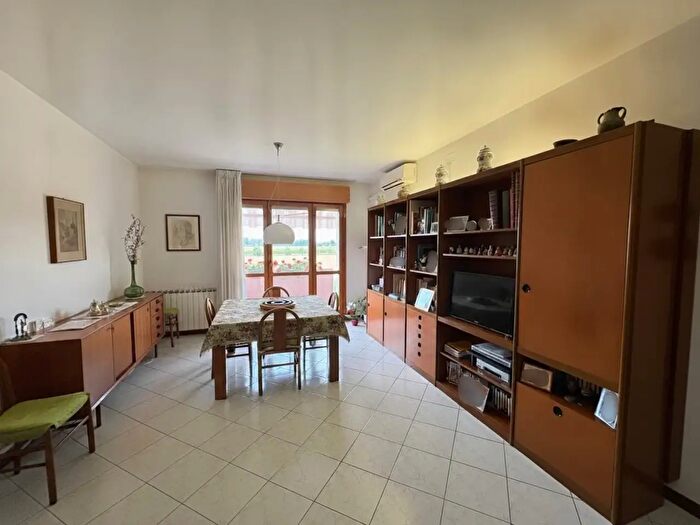 Appartamento quadrilocale in vendita in Via Montà, Padova