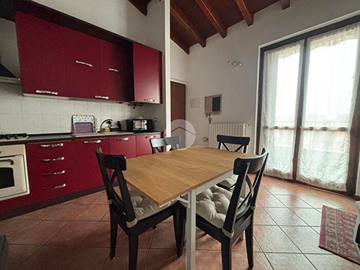 Appartamento bilocale in vendita in Via CCollodi, Pianengo