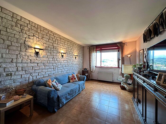 Appartamento con 6 locali in vendita in Ancona