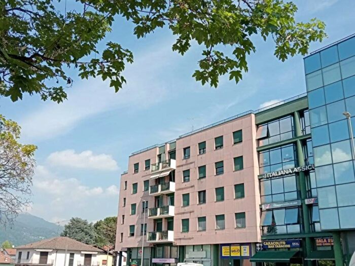 Appartamento bilocale in affitto in Via Belvedere, Camerlata Rebbio, Como