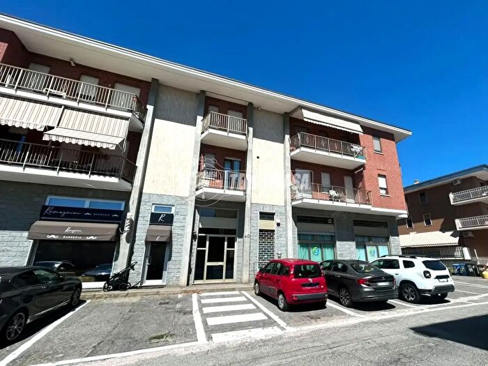 Appartamento trilocale in vendita in Via Cesare Battisti, Piossasco