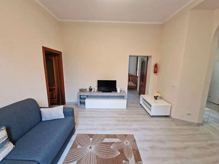 Appartamento bilocale in affitto in Via Silva, Como