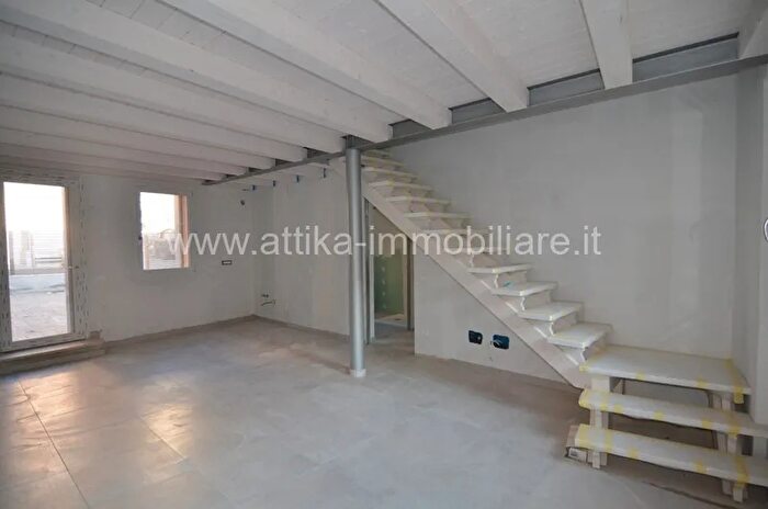 Casa con 7 locali in vendita in Via S Stefano, Monselice