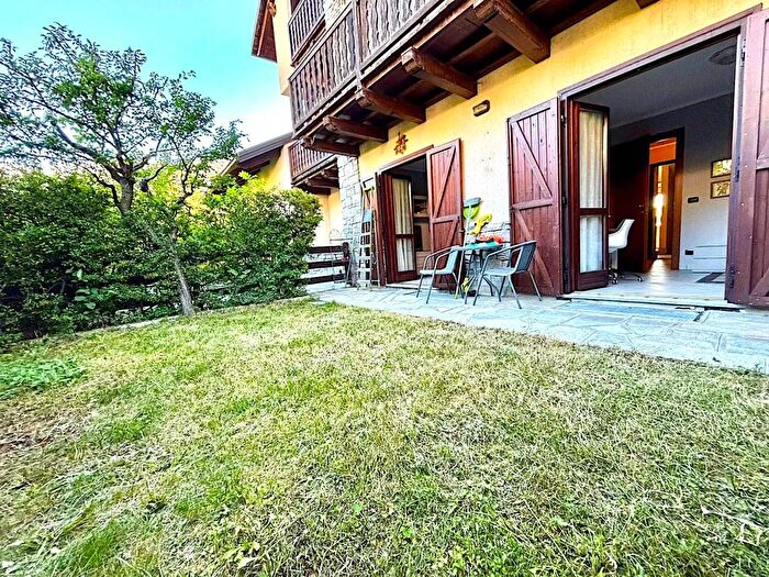 Appartamento bilocale in vendita in Via dei Laghi B Oulx, Oulx