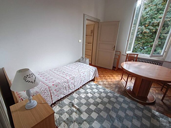 Appartamento trilocale in affitto in Via Loderingo degli Andalò, Castiglione Tribunale, Bologna