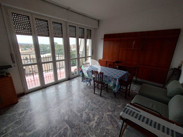 Casa con 6 locali in affitto in viale Umberto I, Ospedale Villaggio Manenti, Reggio Emilia