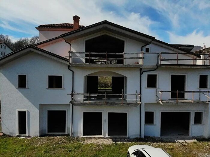 Casa in vendita in Località San Francesco, Tramutola