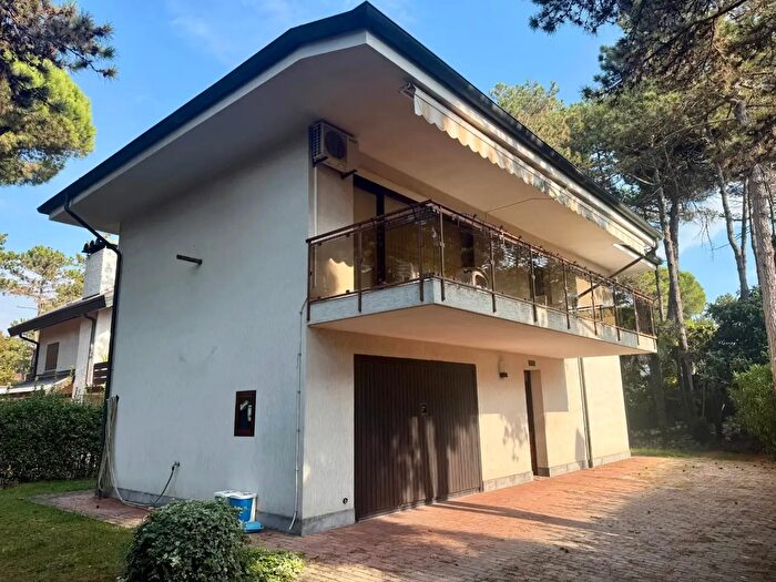 Casa con 5 locali in vendita in Lignano Sabbiadoro