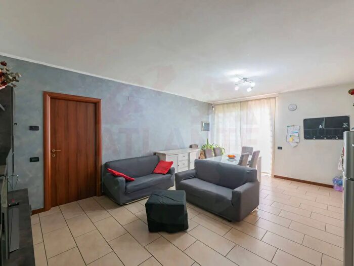 Appartamento trilocale in vendita in Via Aperta, Nave