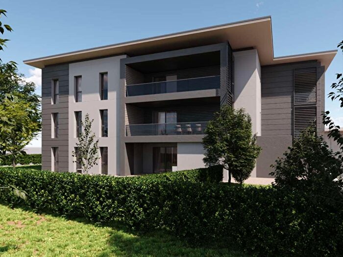 Appartamento con 5 locali in vendita in Via Reverberi, Montecchio Emilia