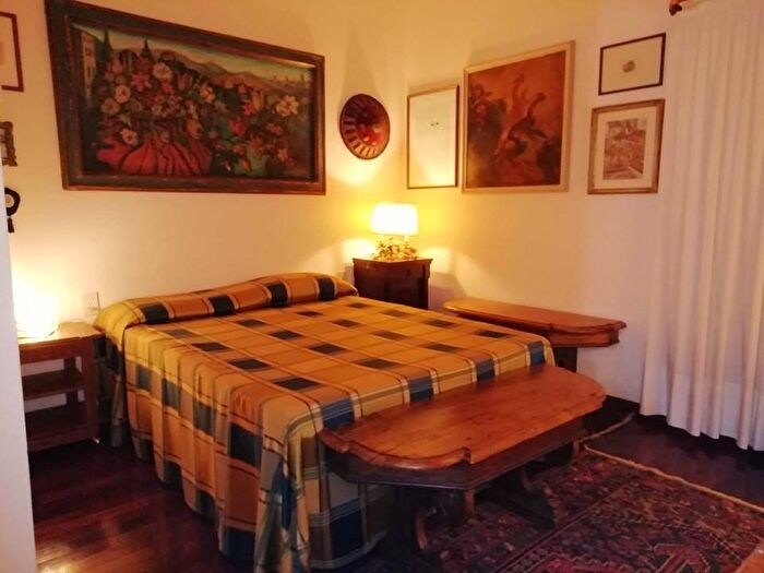 Appartamento trilocale in affitto in Piazza Santo Spirito, Santo Spirito, Firenze