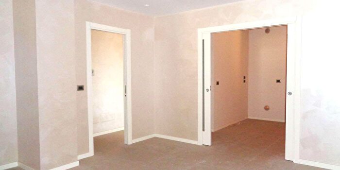 Appartamento trilocale in vendita in Via Filisto Pressi, Siracusa