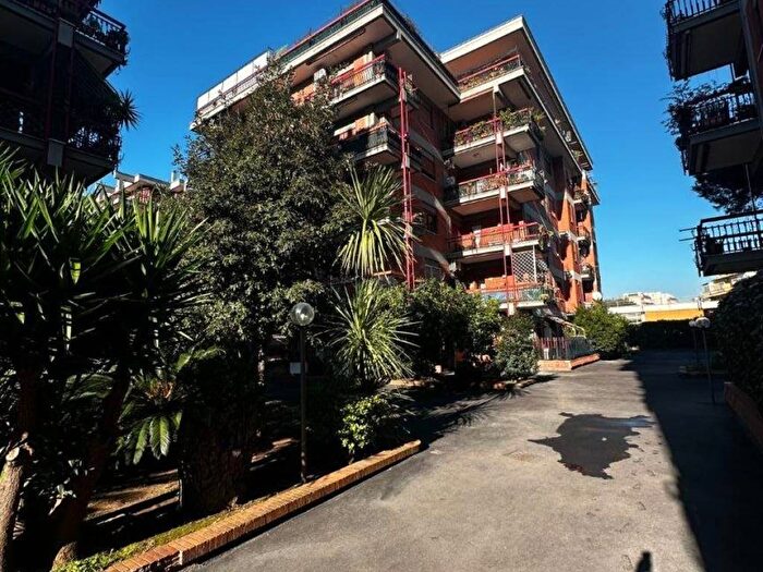 Appartamento bilocale in affitto in Viale dei Promontori, Ostia Levante, Roma