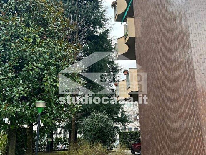 Appartamento monolocale in affitto in Via Berra Domenico, Crescenzago, Milano