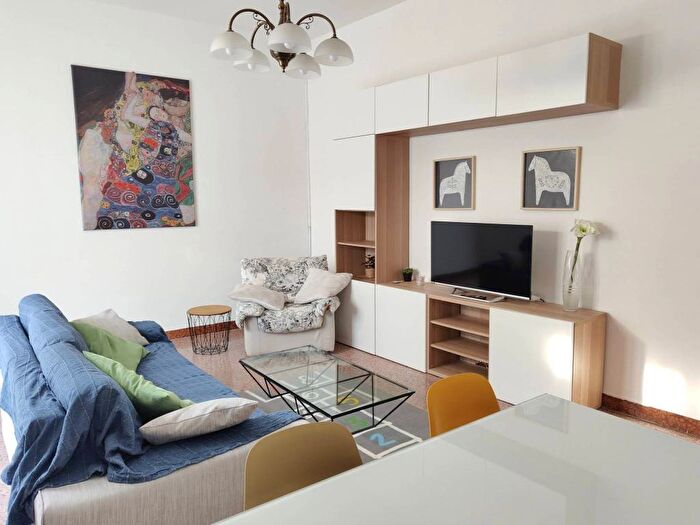 Appartamento trilocale in affitto in Via Francesco Paolo Cespa, Centro, Ortona