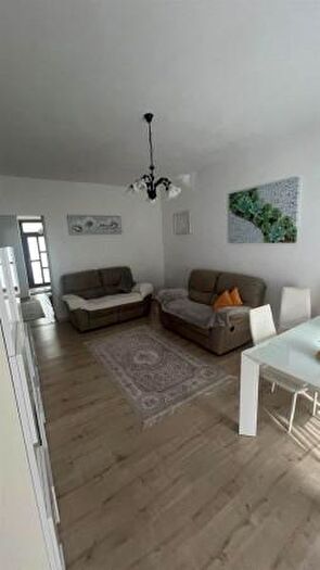 Appartamento con 5 locali in vendita in Sale