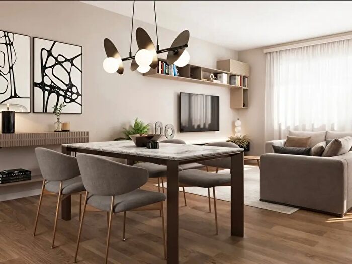 Appartamento quadrilocale in vendita in Via di Valle Aurelia, Roma