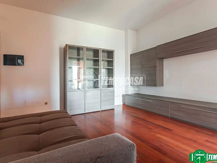 Appartamento trilocale in vendita in Via Paolo Borsellino, Garbagnate Milanese