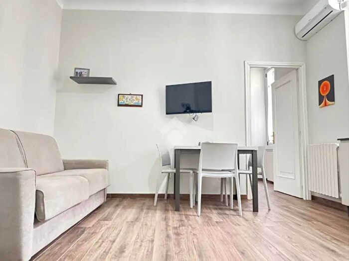 Appartamento bilocale in affitto in Via Lomellina, Milano