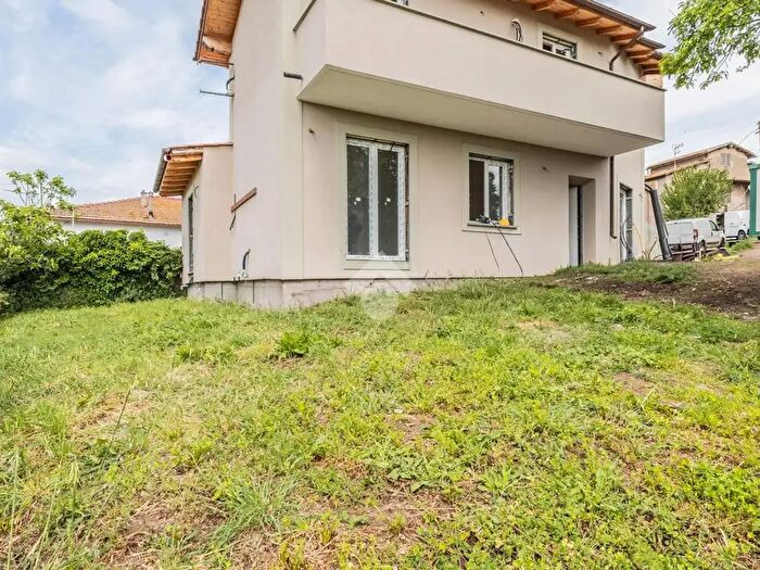 Appartamento trilocale in vendita in Via Rieti, Manziana