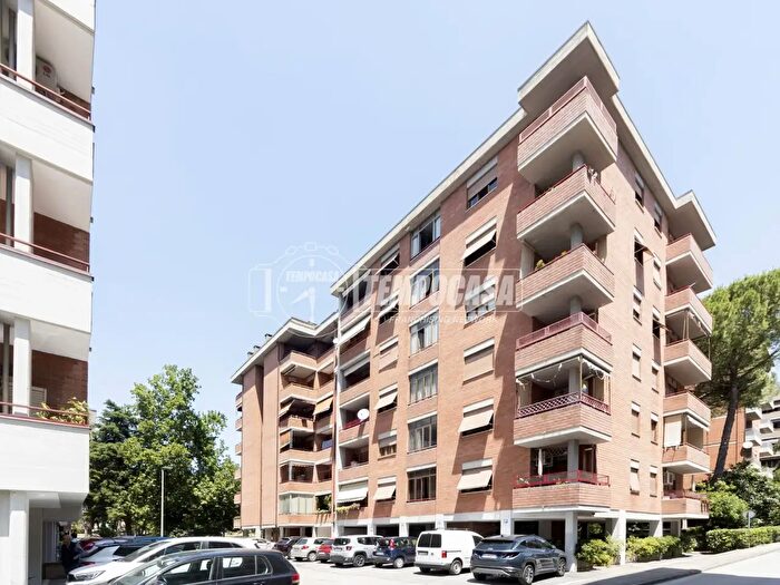 Appartamento quadrilocale in vendita in Via del Cantone, Perugia