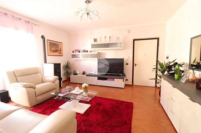 Appartamento trilocale in vendita in Via Alessandro Manzoni, Alghero