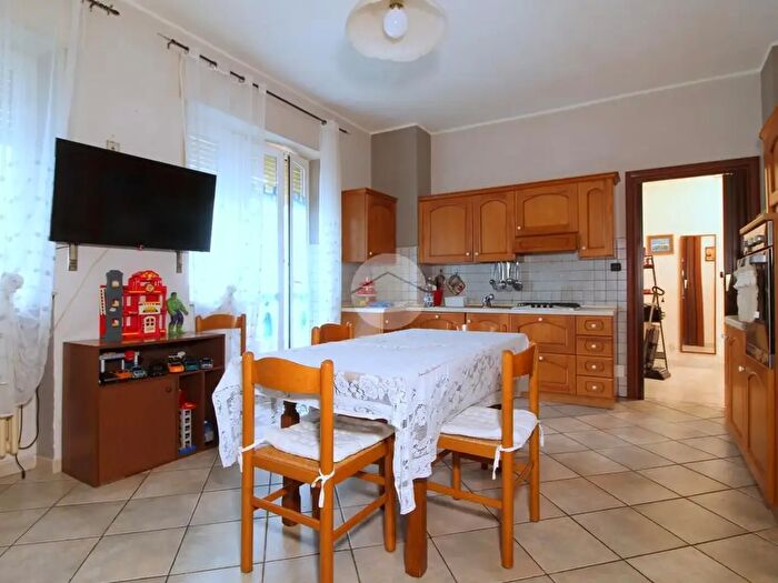 Appartamento quadrilocale in vendita in Via Silvio Pellico, Bra