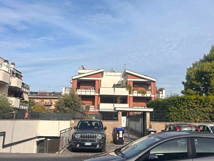 Appartamento bilocale in affitto in Via Varvariana, Giardinetti, Roma