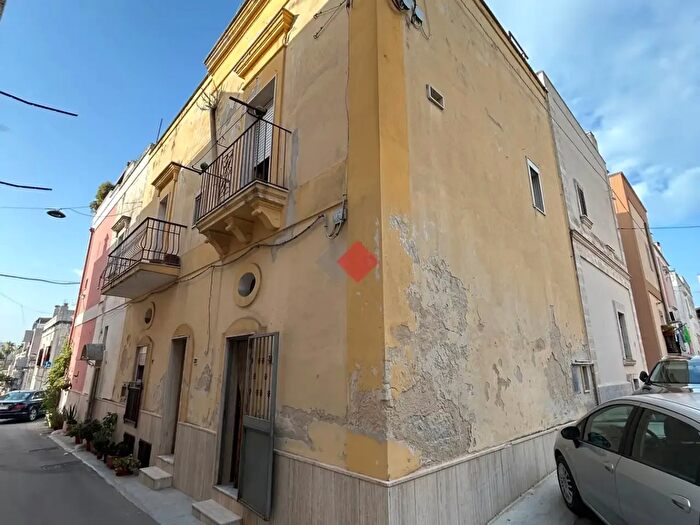 Casa con 5 locali in vendita in Via Caracciolo, Grottaglie