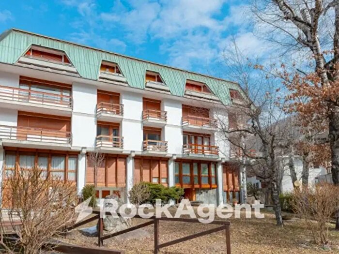 Appartamento quadrilocale in vendita in Viale Roma, Bardonecchia