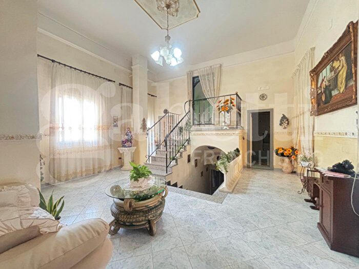 Appartamento quadrilocale in vendita in Via Gorizia Snc, Scafati