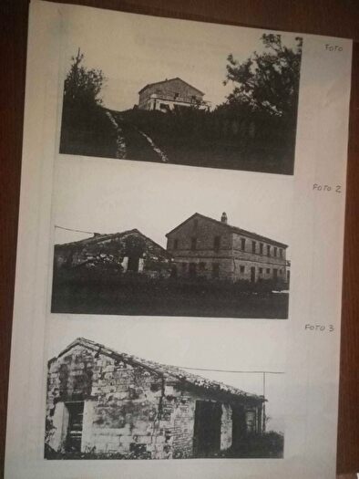 Casa con 10 locali in vendita in Via Acquasanta Snc, Belvedere Ostrense