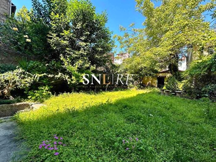 Appartamento con 6 locali in vendita in Piazza di San Marco, Firenze