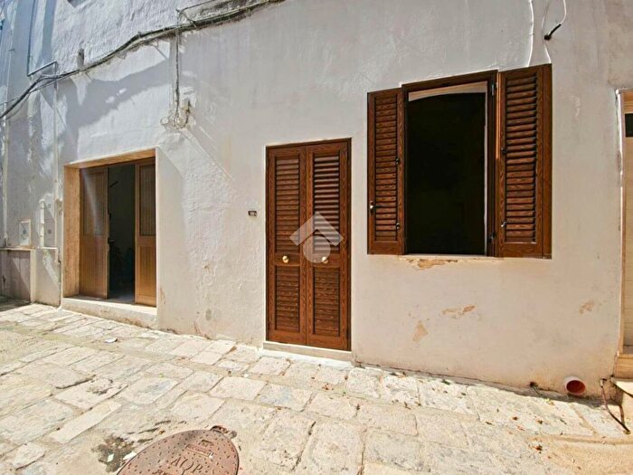 Appartamento trilocale in vendita in Via San Cosimo, Leverano