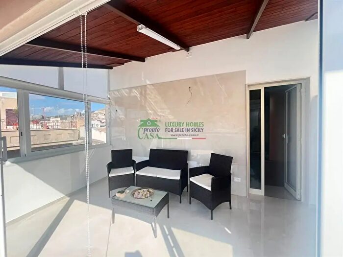 Casa bilocale in vendita in Via Goito, Comiso
