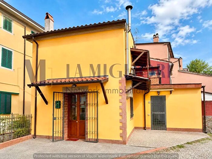 Casa trilocale in vendita in Via Fiume, Quarrata