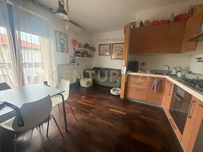 Appartamento bilocale in vendita in Via Cesare Correnti, Parabiago