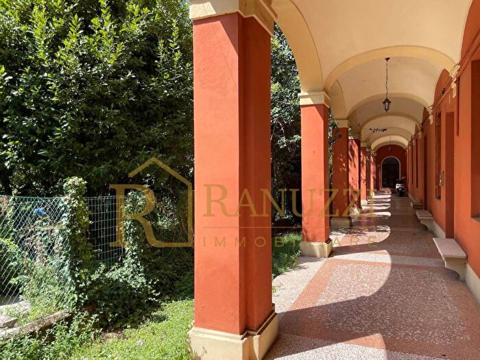 Appartamento con 6 locali in affitto in Via Massimo dAzeglio, Saragozza dentro le Mura, Bologna