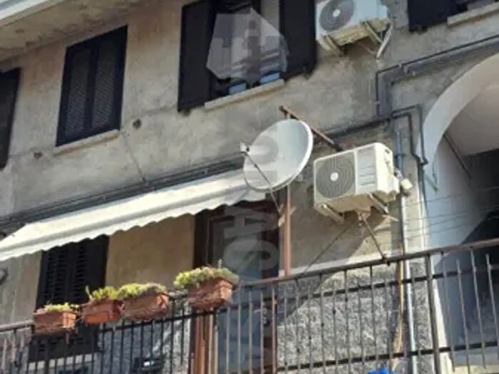 Appartamento monolocale in vendita in Via Roma, Gorla Minore