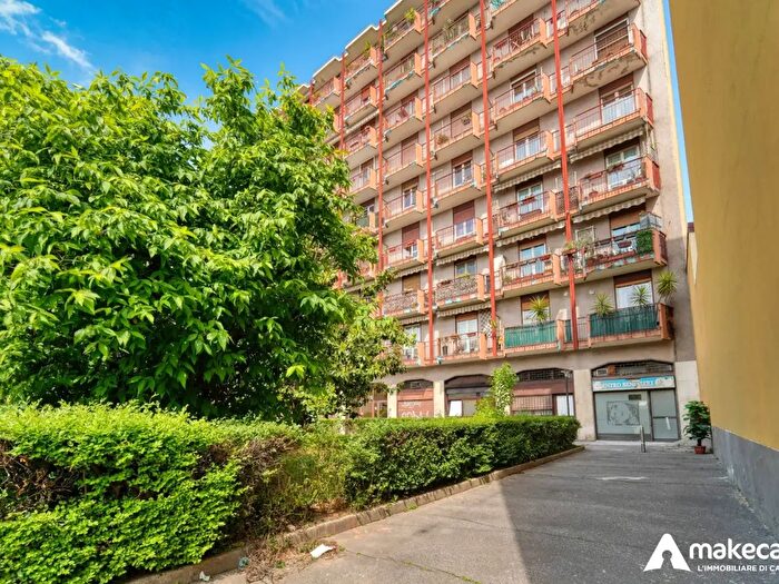 Appartamento trilocale in vendita in Via Ruggero Leoncavallo, Milano