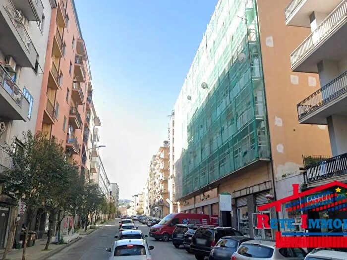 Appartamento quadrilocale in affitto in Viale della Repubblica, Cosenza