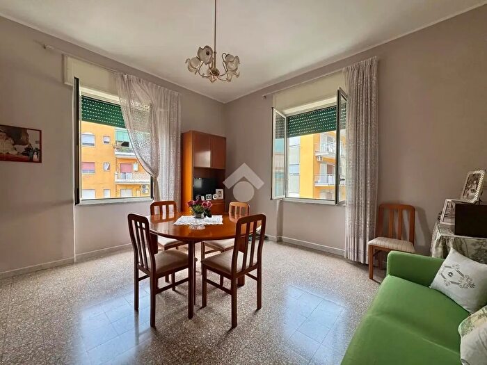 Appartamento bilocale in vendita in Via della Libertà, Portici